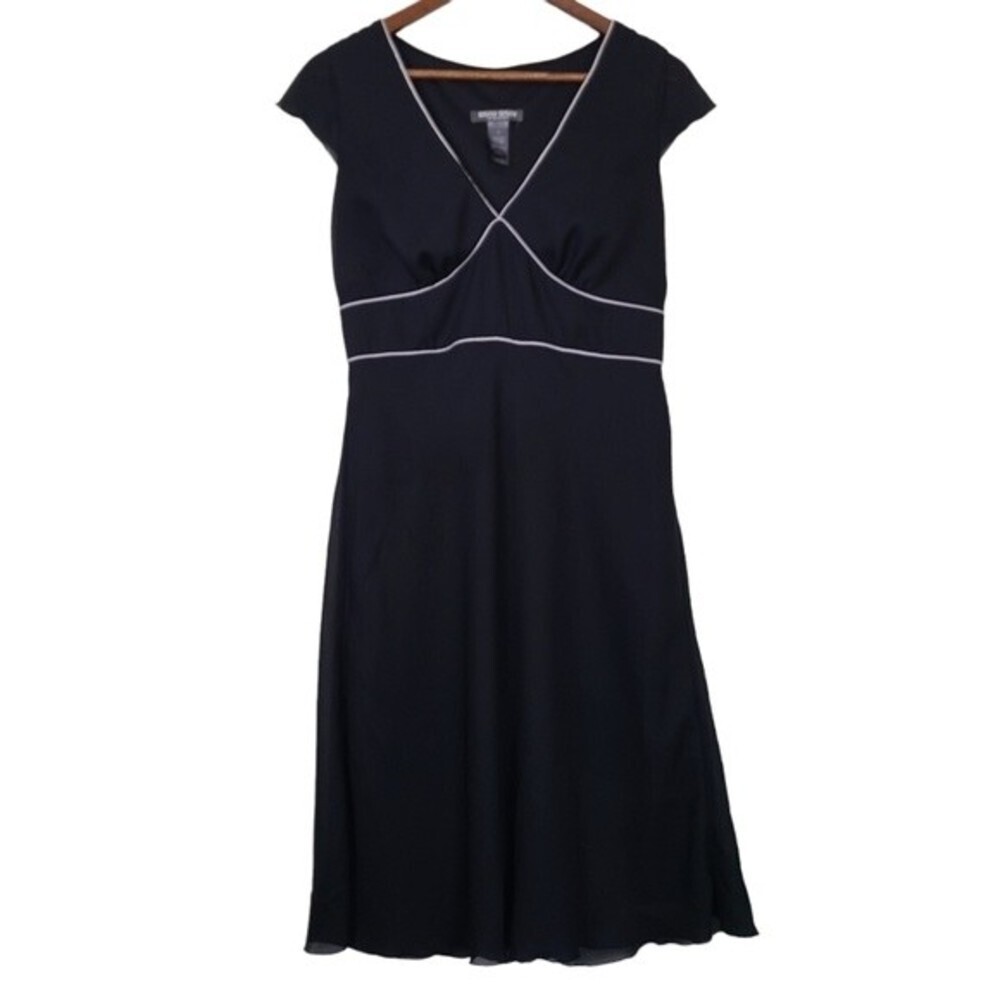 Bisou Bisou Womens Black White Dress Empire Waist V Neck Cap Sleeve Size 10
